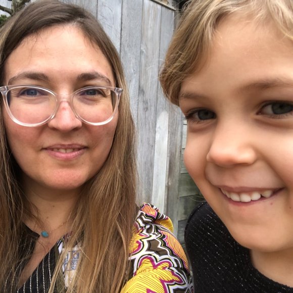 Meet your Posher, Vanessa - Picture 2 of 2